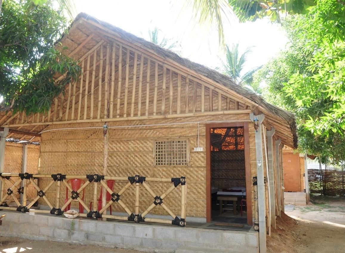 3Season Resort Hampi Exteriör bild